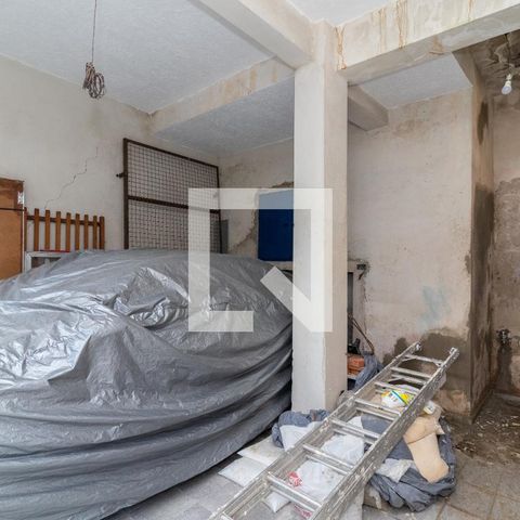 Casa à venda com 180m², 3 quartos e 2 vagas Casa à venda com 180m², 3 quartos e 2 vagasGaragem