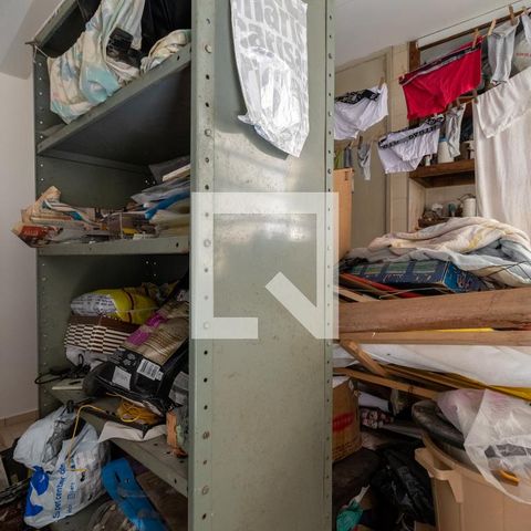 Casa à venda com 180m², 3 quartos e 2 vagas Casa à venda com 180m², 3 quartos e 2 vagasÁrea de Serviço