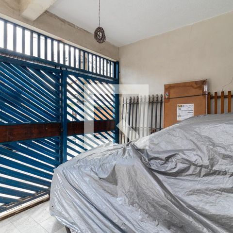 Casa à venda com 180m², 3 quartos e 2 vagas Casa à venda com 180m², 3 quartos e 2 vagasGaragem