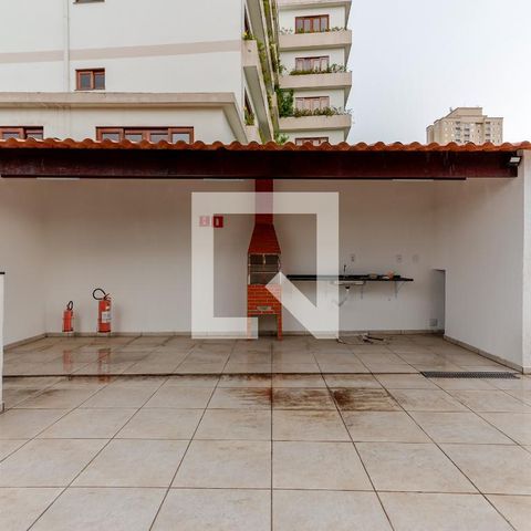 Apartamento à venda com 30m², 1 quarto e sem vagaÁrea Comum - Churrasqueira