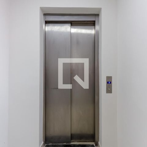 Apartamento à venda com 30m², 1 quarto e sem vagaÁrea Comum - Elevador