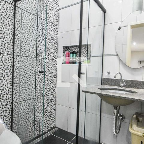 Casa à venda com 100m², 3 quartos e 2 vagasBanheiro Suíte 01