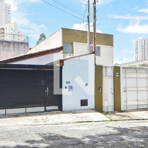 Casa à venda com 100m², 3 quartos e 2 vagasCasa 