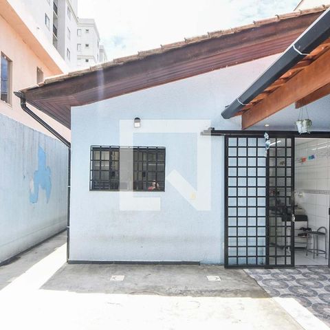 Casa à venda com 100m², 3 quartos e 2 vagasGaragem 