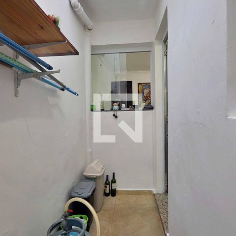 Casa à venda com 100m², 2 quartos e sem vagaÁrea de Serviço
