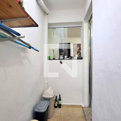 Casa à venda com 100m², 2 quartos e sem vagaÁrea de Serviço