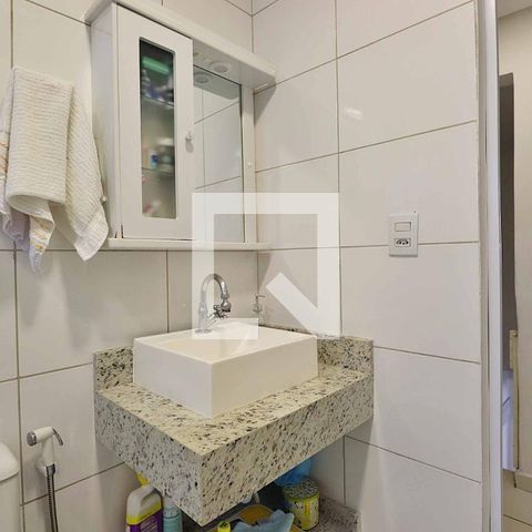 Casa à venda com 100m², 2 quartos e sem vagaBanheiro 1