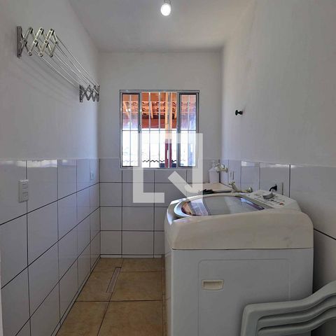 Casa à venda com 100m², 2 quartos e sem vagaÁrea de Serviço 2