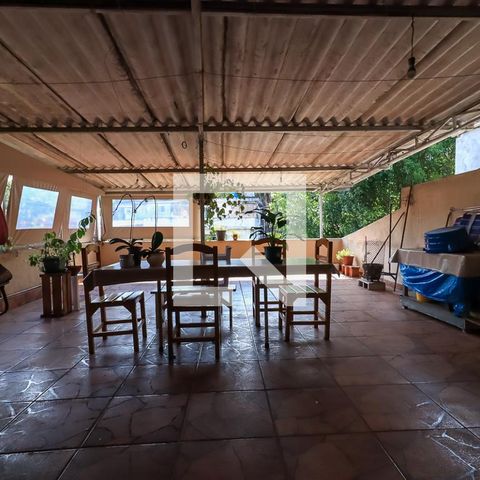 Casa à venda com 130m², 5 quartos e 3 vagasTerraço