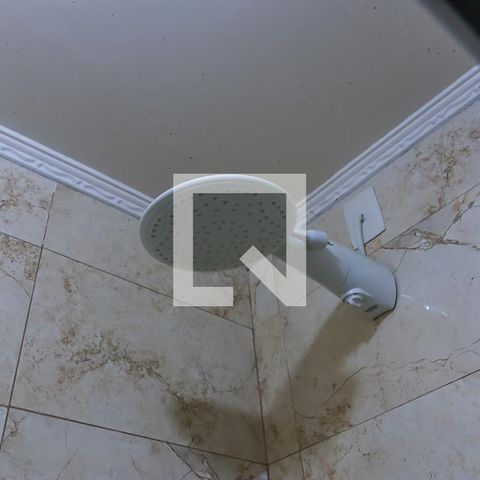 Casa à venda com 130m², 5 quartos e 3 vagasBanheiro