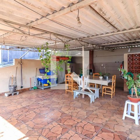 Casa à venda com 130m², 5 quartos e 3 vagasTerraço