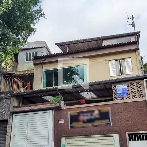 Casa à venda com 130m², 5 quartos e 3 vagasFachada
