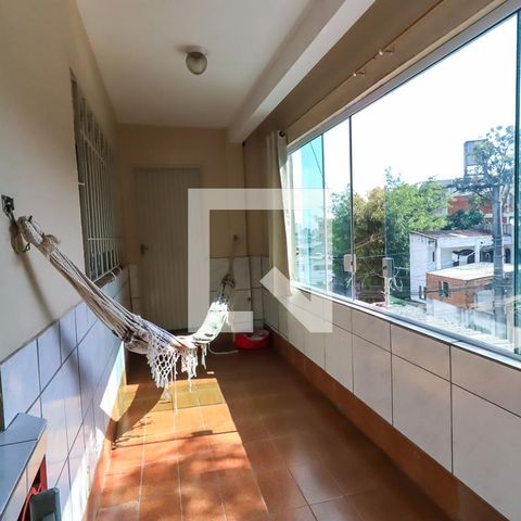 Casa à venda com 130m², 5 quartos e 3 vagasVaranda