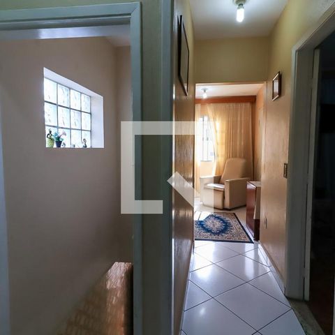 Casa à venda com 130m², 5 quartos e 3 vagasEntrada