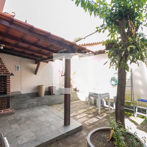 Casa à venda com 405m², 5 quartos e 2 vagasÁrea de Serviço