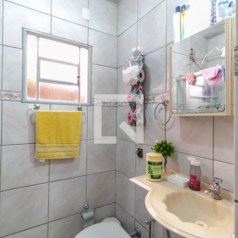 Casa à venda com 405m², 5 quartos e 2 vagasBanheiro Social