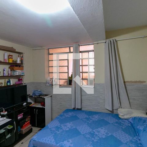 Casa à venda com 405m², 5 quartos e 2 vagasQuarto 6