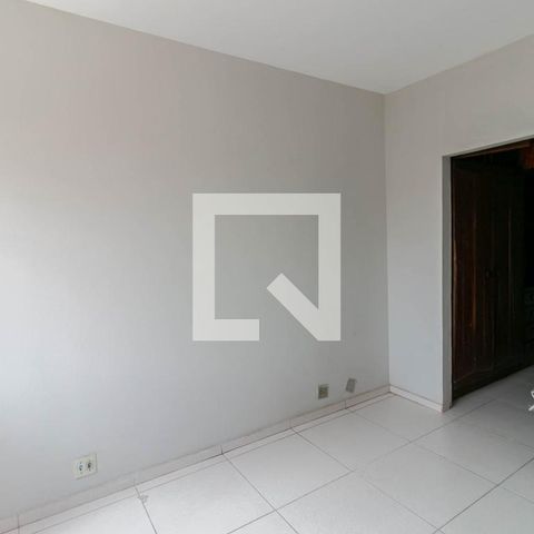Casa à venda com 405m², 5 quartos e 2 vagasQuarto Suíte