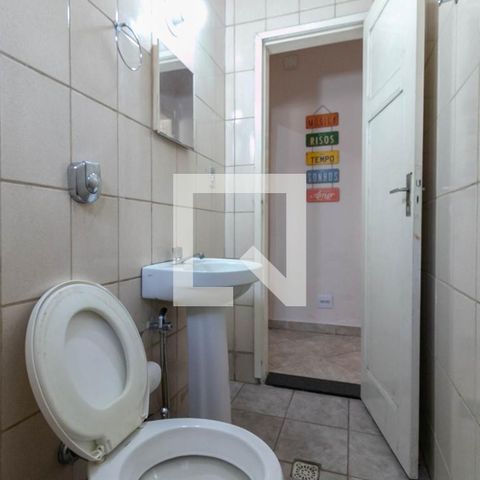 Casa à venda com 405m², 5 quartos e 2 vagasBanheiro Social