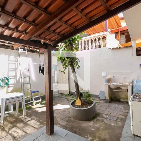 Casa à venda com 405m², 5 quartos e 2 vagasÁrea de Serviço