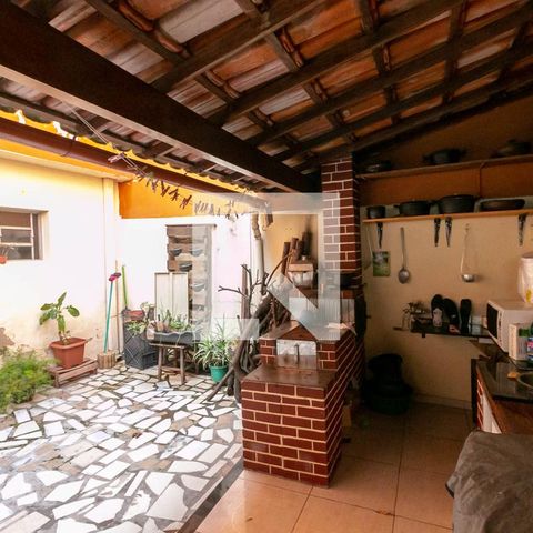Casa à venda com 405m², 5 quartos e 2 vagasÁrea de Serviço