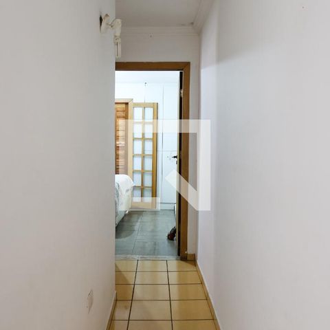 Casa à venda com 100m², 3 quartos e sem vagaCorredor