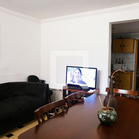 Casa à venda com 100m², 3 quartos e sem vagaSala