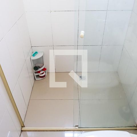 Casa à venda com 100m², 3 quartos e sem vagaBanheiro da Suite