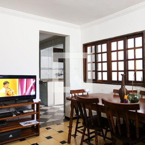 Casa à venda com 100m², 3 quartos e sem vagaSala