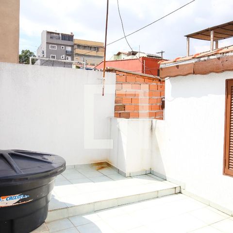 Casa à venda com 100m², 3 quartos e sem vagaÁrea de Serviço