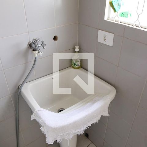 Casa à venda com 100m², 3 quartos e sem vagaÁrea de Serviço