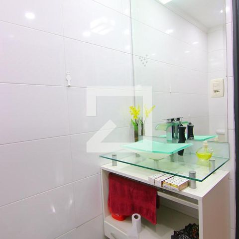 Apartamento à venda com 80m², 3 quartos e 2 vagasBanheiro