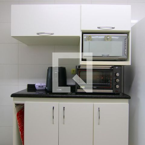 Apartamento à venda com 80m², 3 quartos e 2 vagasCozinha