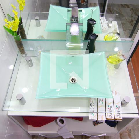 Apartamento à venda com 80m², 3 quartos e 2 vagasBanheiro
