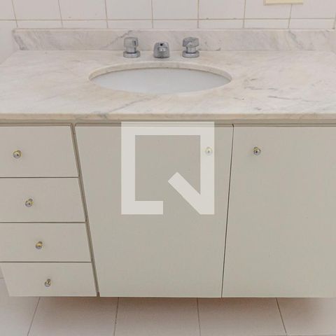 Apartamento à venda com 167m², 3 quartos e 1 vagaBanheiro 1 - Suíte