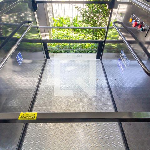 Apartamento à venda com 167m², 3 quartos e 1 vagaÁrea comum - Elevador Acessibilidade