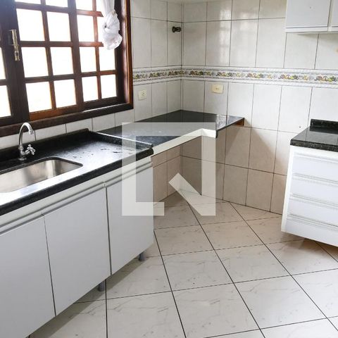Casa à venda com 268m², 4 quartos e 6 vagasCozinha