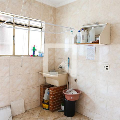Casa à venda com 268m², 4 quartos e 6 vagasÁrea de Serviço