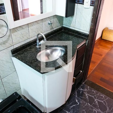 Casa à venda com 268m², 4 quartos e 6 vagasBanheiro da Suite