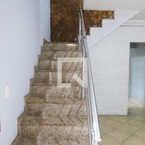 Casa à venda com 268m², 4 quartos e 6 vagasAcesso aos Quartos