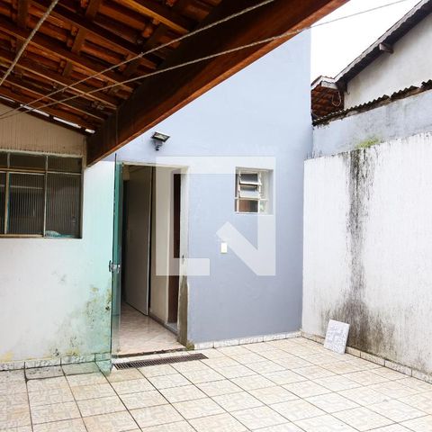 Casa à venda com 268m², 4 quartos e 6 vagasChurrasqueira