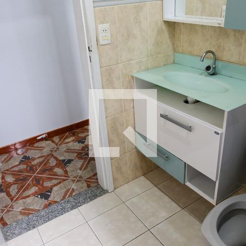 Casa à venda com 268m², 4 quartos e 6 vagasBanheiro Social