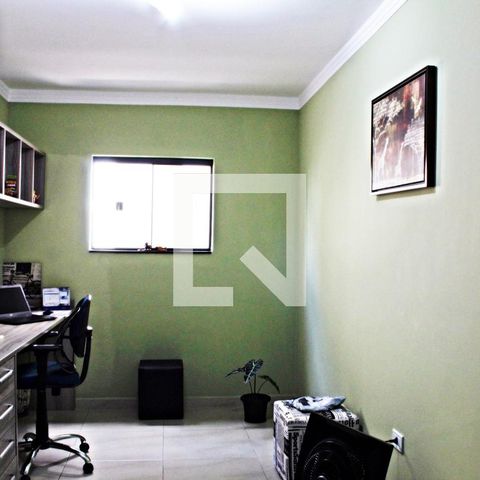 Casa à venda com 320m², 4 quartos e 4 vagasEscritório 2