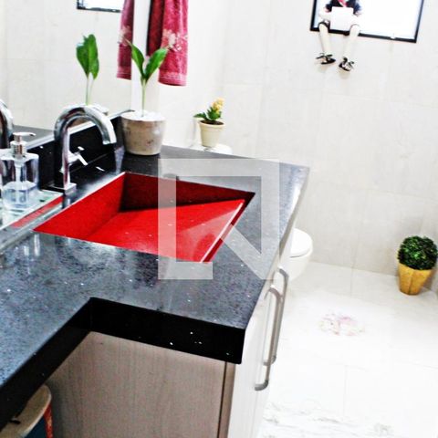 Casa à venda com 320m², 4 quartos e 4 vagasLavabo