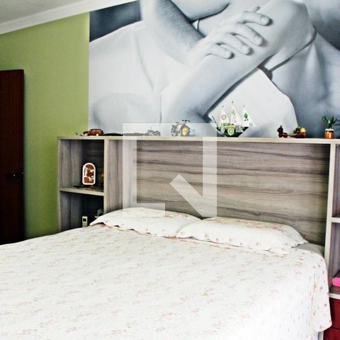 Casa à venda com 320m², 4 quartos e 4 vagasQuarto 3 - Suíte