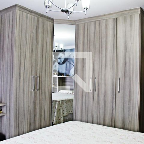 Casa à venda com 320m², 4 quartos e 4 vagasQuarto 3 - Suíte