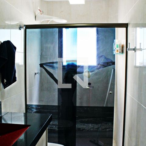 Casa à venda com 320m², 4 quartos e 4 vagasBanheiro
