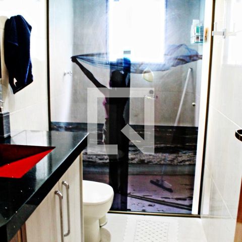 Casa à venda com 320m², 4 quartos e 4 vagasBanheiro