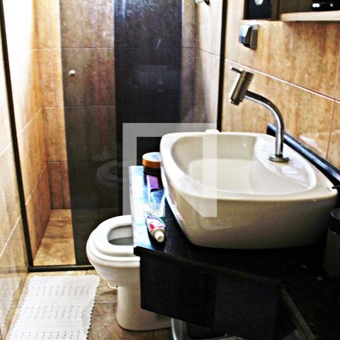 Casa à venda com 320m², 4 quartos e 4 vagasEdicula