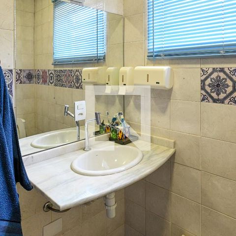 Casa à venda com 115m², 4 quartos e sem vagaBanheiro Casa 1